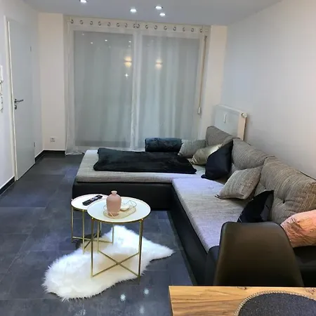 Outlet City Eleonora, Familie Abruscato Metzingen (Tubingen)